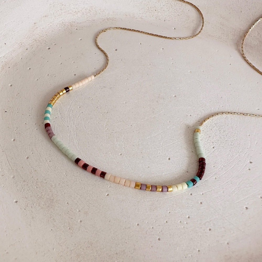 EUC Etsy Multicolor Dainty Gold Beaded Necklace Choker